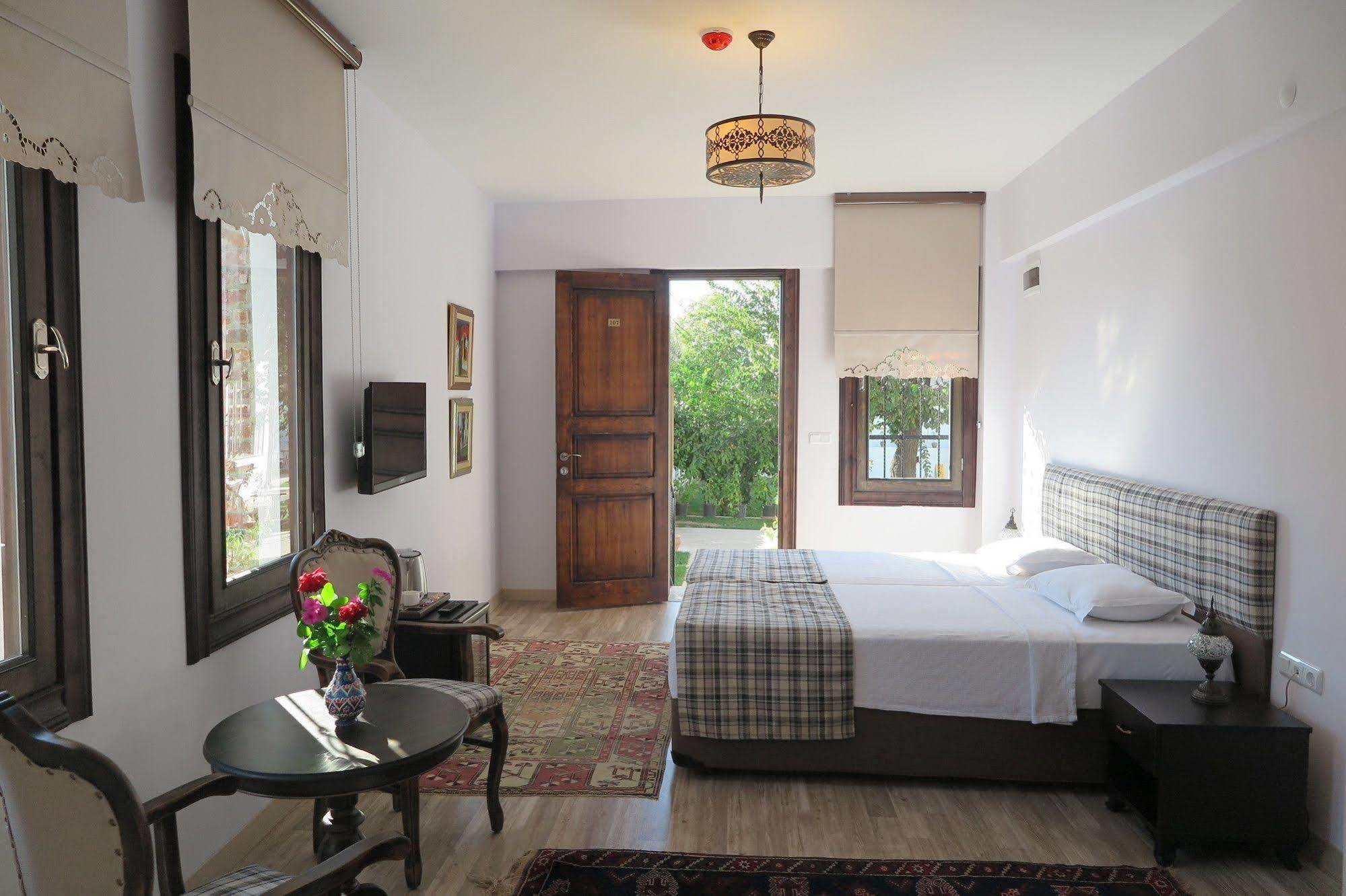 Ephesus Paradise Hotel Селчук Екстериор снимка